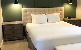 Hyatt Place Newark-Main Street